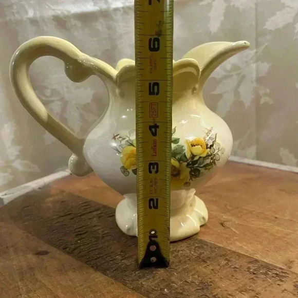 Vintage Ceramic  Pitcher and Wash Basin - Picture 3 of 12